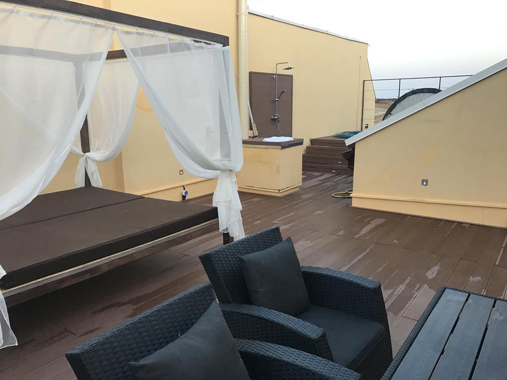 Scandik Apartment Terrace Poltava Bagian luar foto